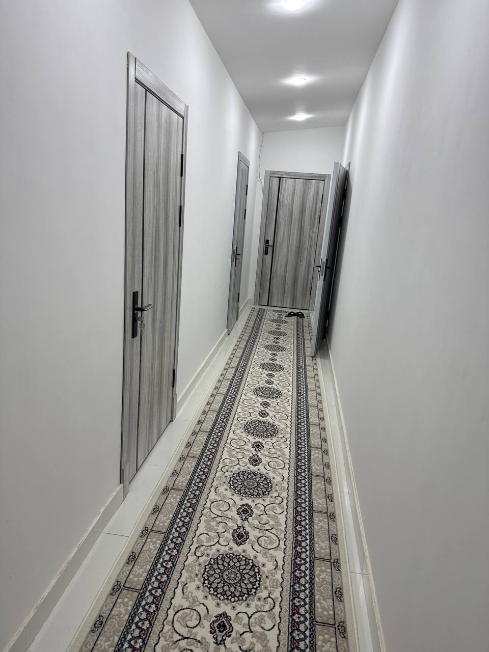 Аренда коммерческого помещения в yunusabad районе, 1 000 м² — Амира Темура, фотография 5