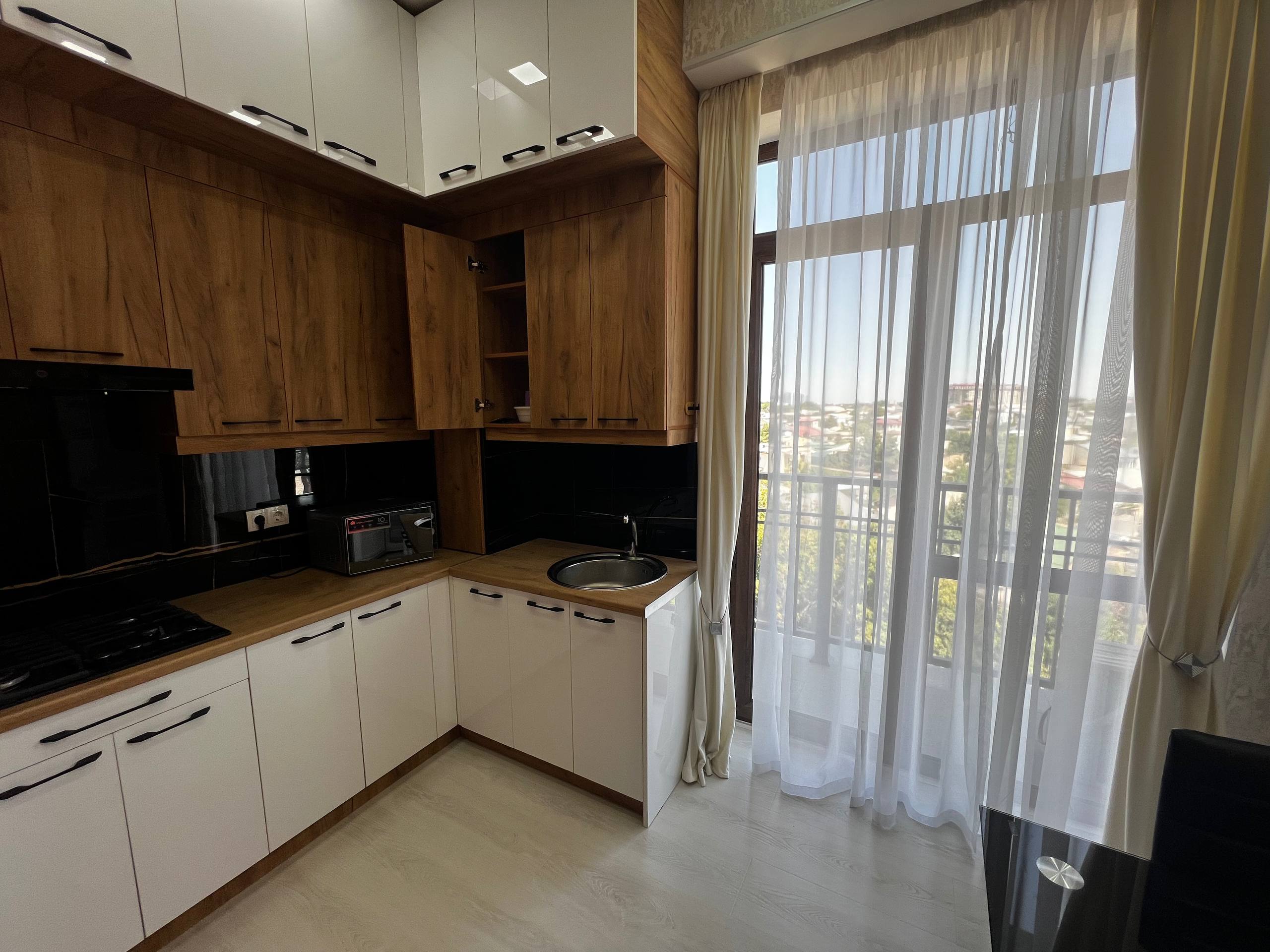 Продажа 3-комнатной квартиры в mirzo-ulugbek районе, 61 м² — метро Буюк Ипак Йули, фотография 2