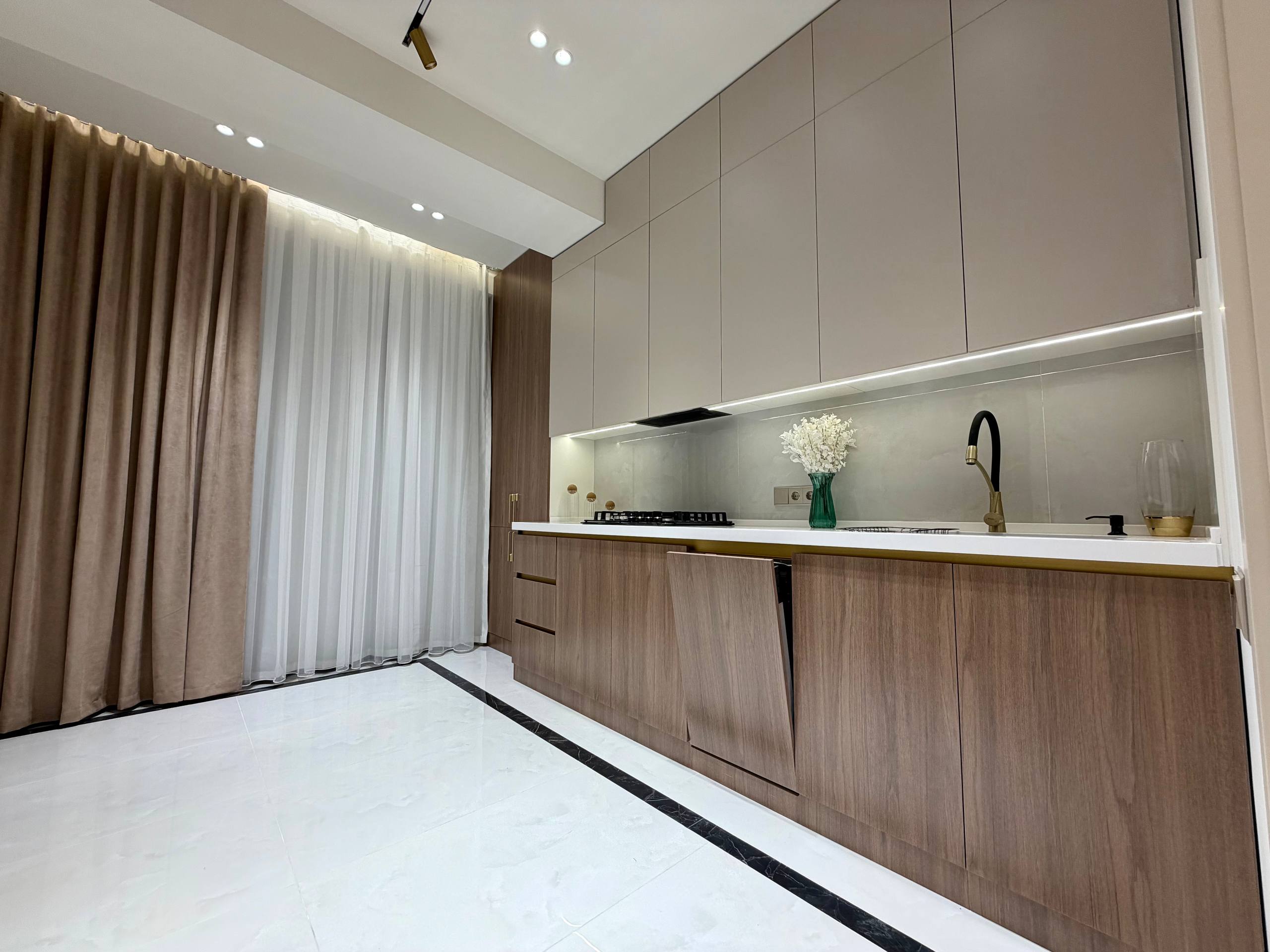 Продажа 3-комнатной квартиры в Яккасарайском районе, 96 м² — Братские могилы, фотография 6