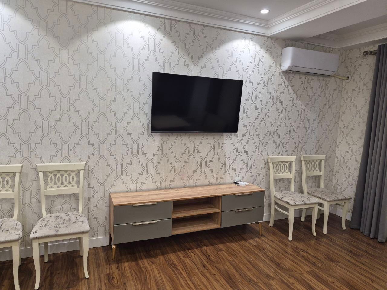 Аренда 3-комнатной квартиры в Мирзо-Улугбекском районе, 72 м² — Атлас, ЭКО базар, фотография 2