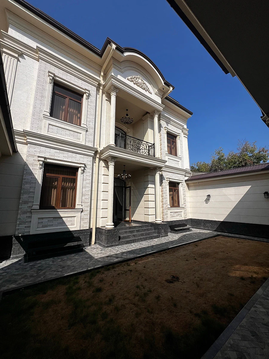 Продажа дома в Мирзо-Улугбекском районе, 500 м² — Центр Луначарского — Ташкент, mirzo-ulugbek